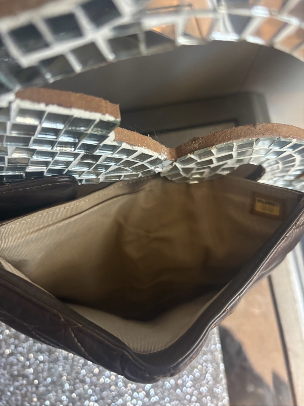 ⭐️Chanel‎ Quilted Leather Wallet - Metallic Gold - Picture 3 of 16